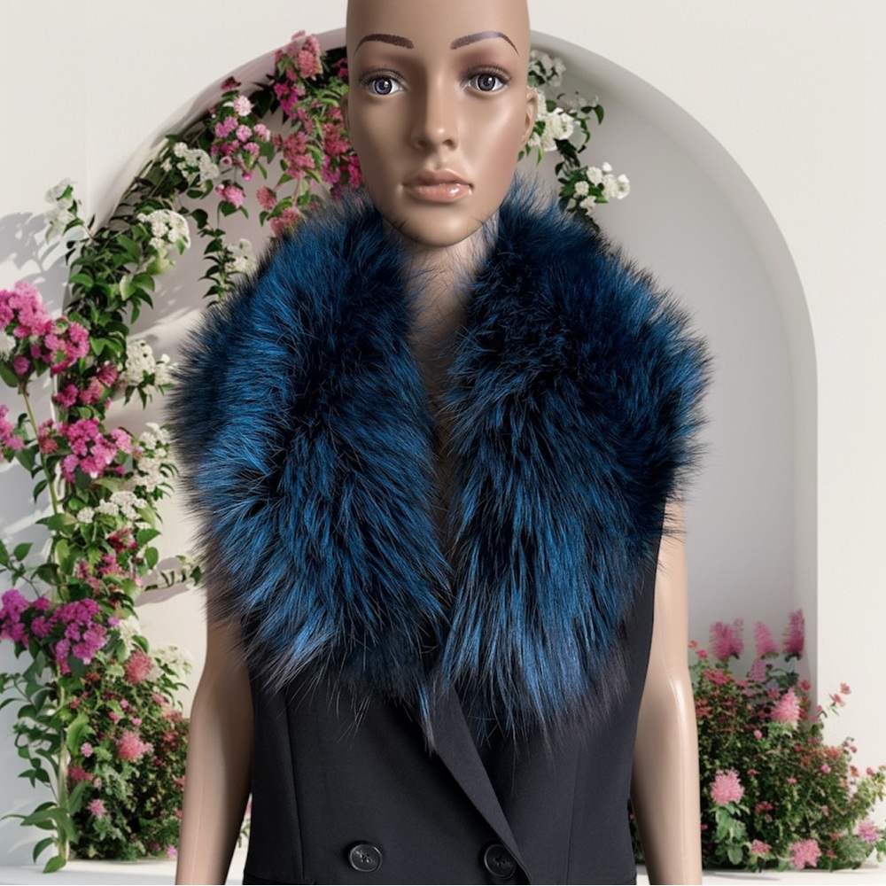 Real fox dark blue/black collar